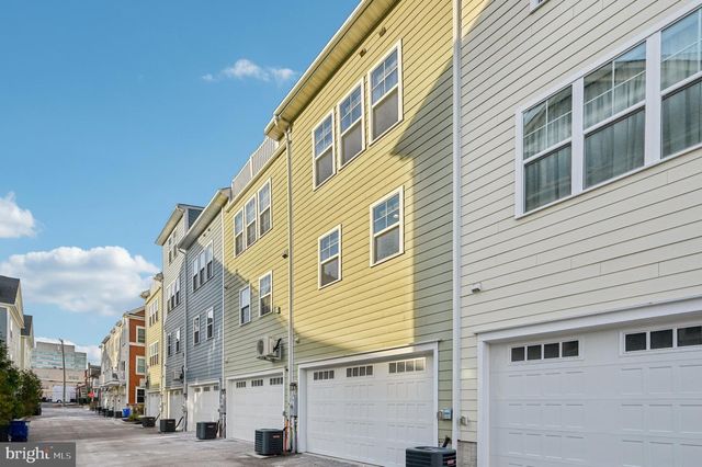 220 E PENNSYLVANIA AVE, Towson, MD 21286