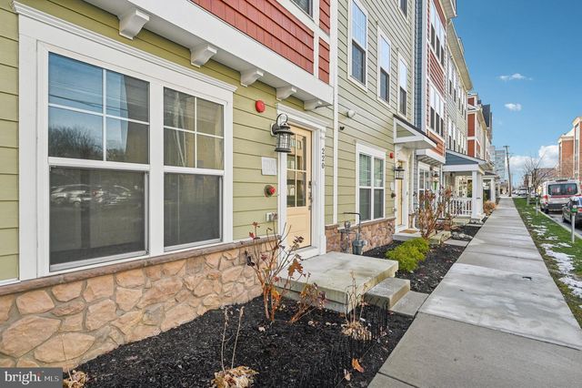 220 E PENNSYLVANIA AVE, Towson, MD 21286