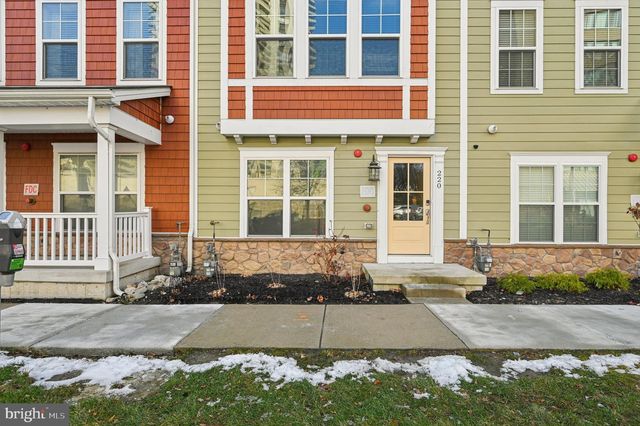 220 E PENNSYLVANIA AVE, Towson, MD 21286