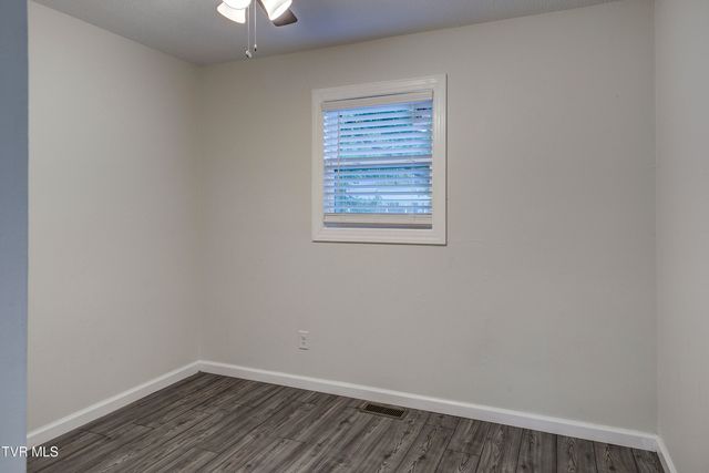 317 Rosemary Lane, Piney Flats, TN 37686