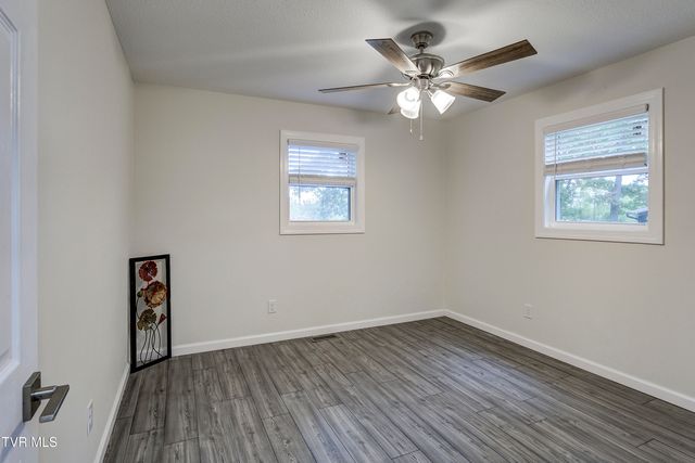 317 Rosemary Lane, Piney Flats, TN 37686
