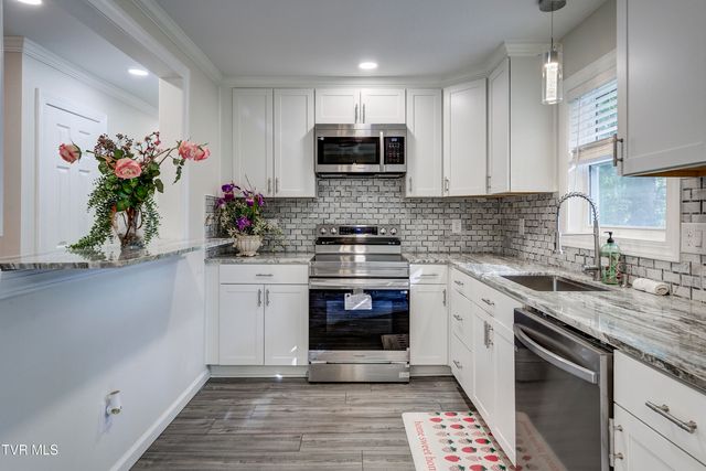317 Rosemary Lane, Piney Flats, TN 37686