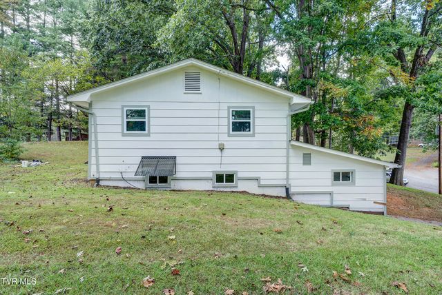 317 Rosemary Lane, Piney Flats, TN 37686