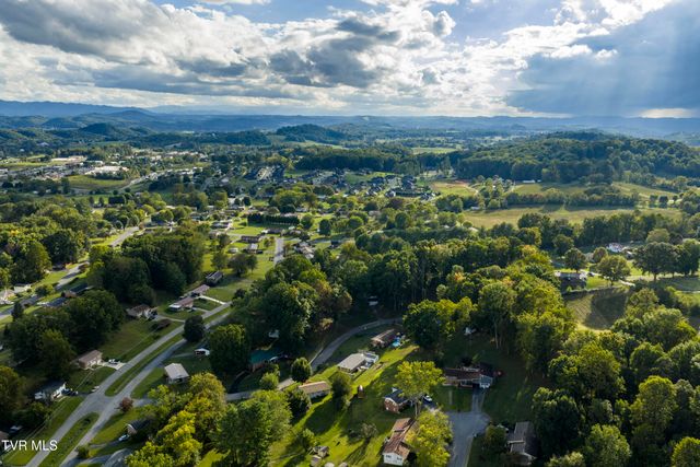317 Rosemary Lane, Piney Flats, TN 37686