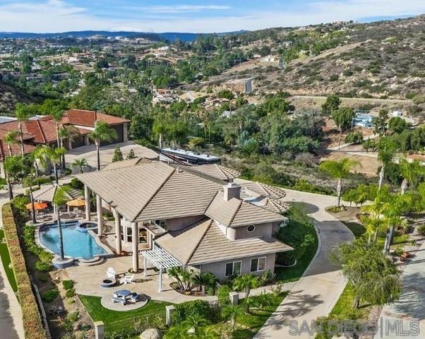 836 Camelot Pkwy, El Cajon, CA 92019