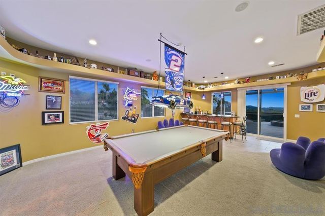 836 Camelot Pkwy, El Cajon, CA 92019