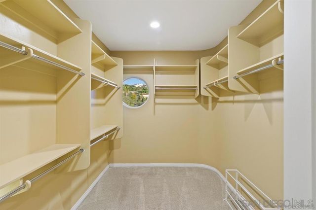 836 Camelot Pkwy, El Cajon, CA 92019