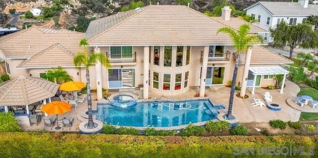 836 Camelot Pkwy, El Cajon, CA 92019