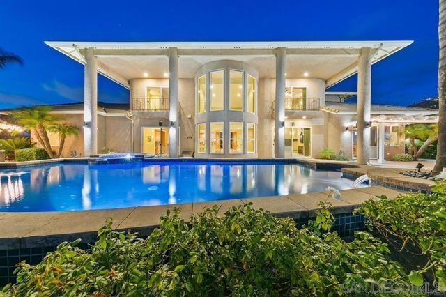 836 Camelot Pkwy, El Cajon, CA 92019