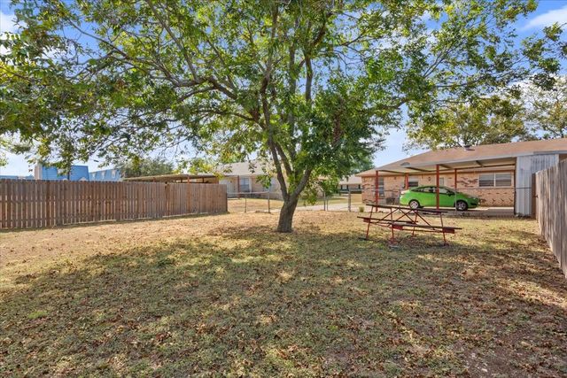 508 Karen Drive 512, Hewitt, TX 76643