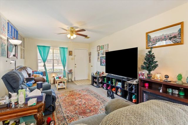 508 Karen Drive 512, Hewitt, TX 76643