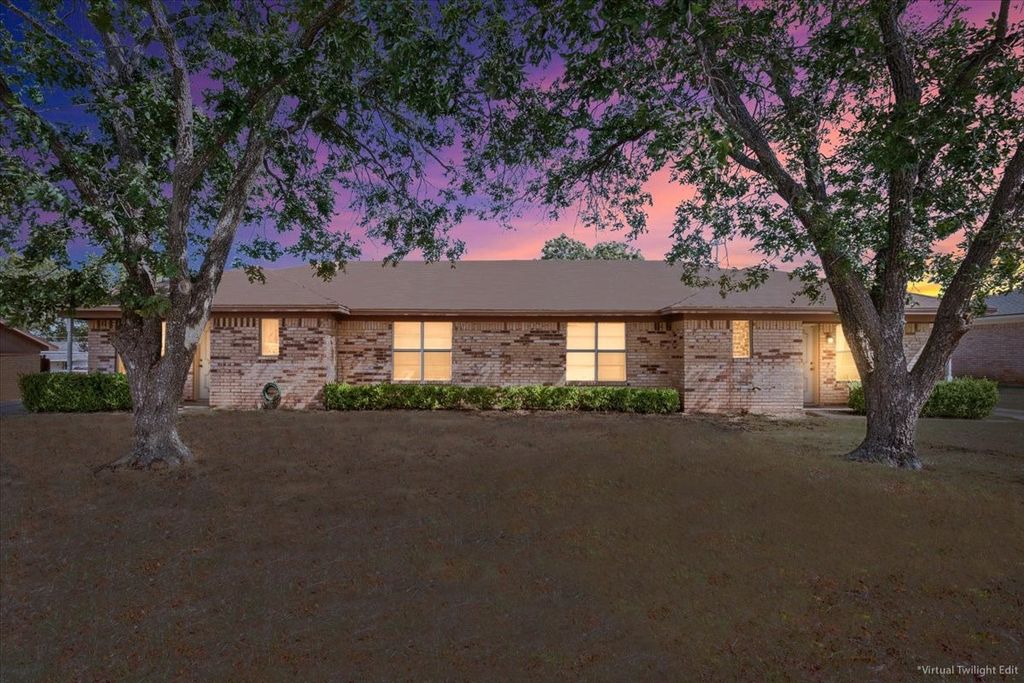 508 Karen Drive 512, Hewitt, TX 76643