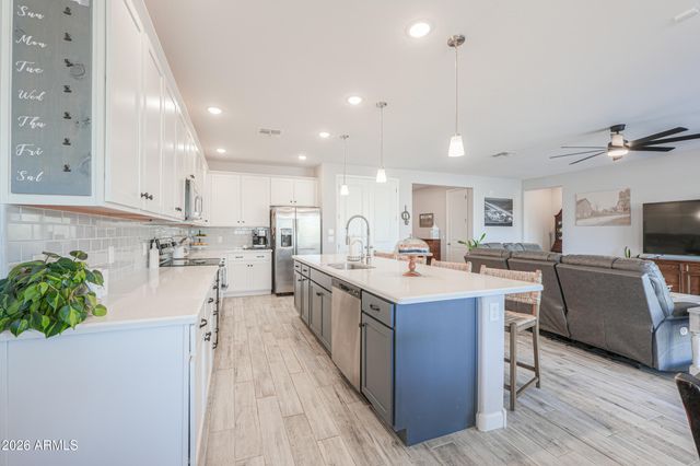 37312 W LEONESSA Avenue, Maricopa, AZ 85138