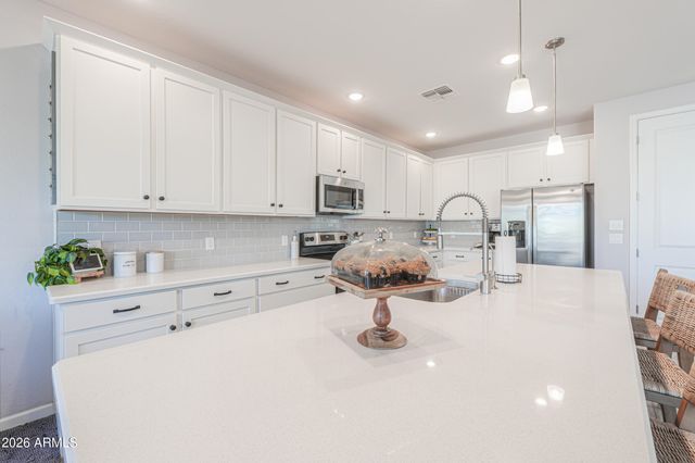 37312 W LEONESSA Avenue, Maricopa, AZ 85138