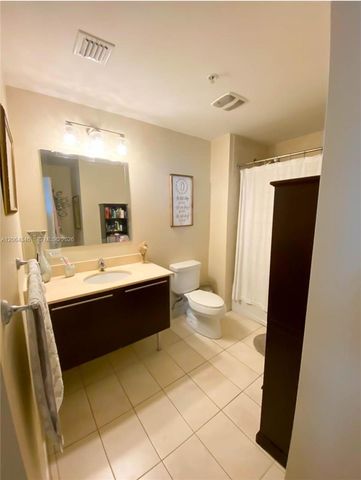 1900 N Bayshore Dr 3617, Miami, FL 33132