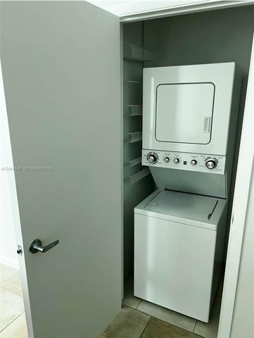 1900 N Bayshore Dr 3617, Miami, FL 33132