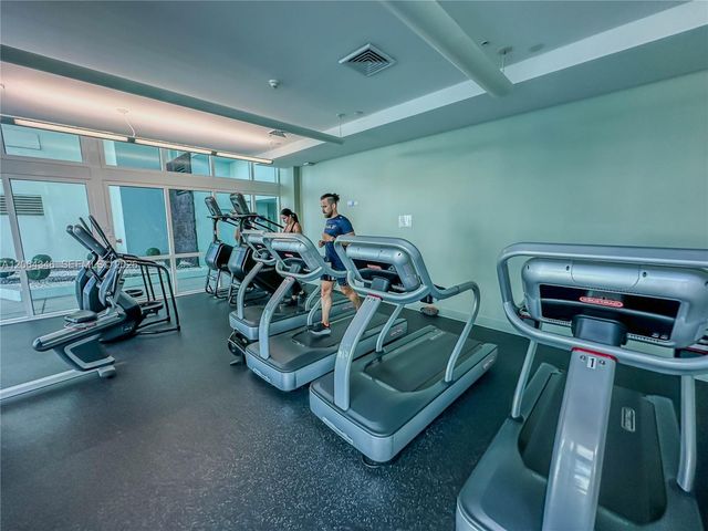 1900 N Bayshore Dr 3617, Miami, FL 33132