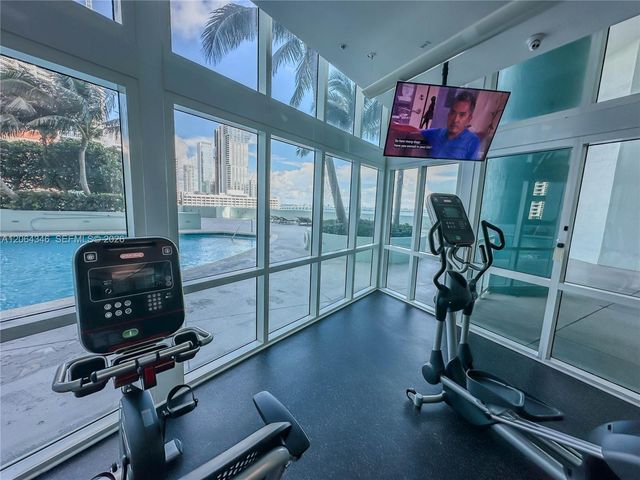 1900 N Bayshore Dr 3617, Miami, FL 33132