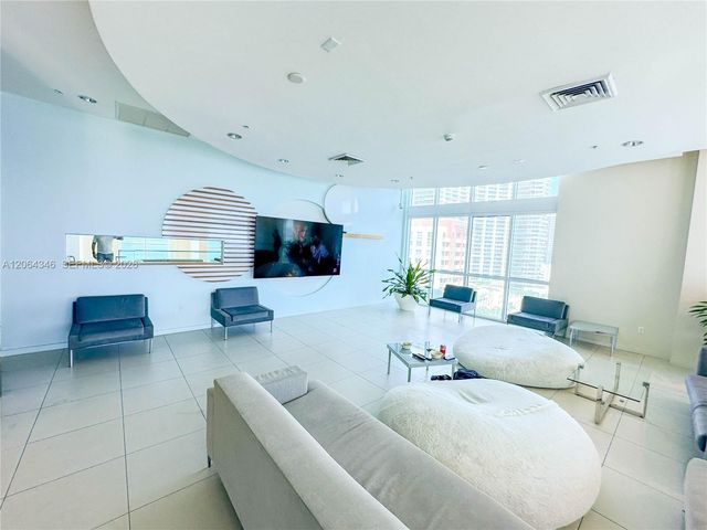 1900 N Bayshore Dr 3617, Miami, FL 33132