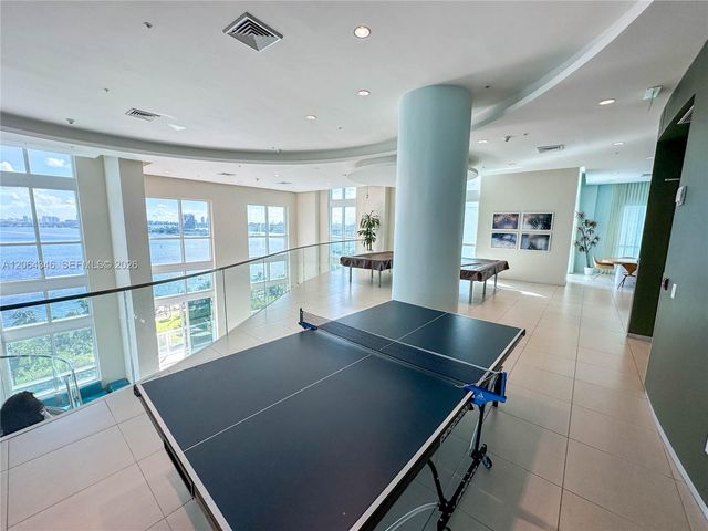1900 N Bayshore Dr 3617, Miami, FL 33132