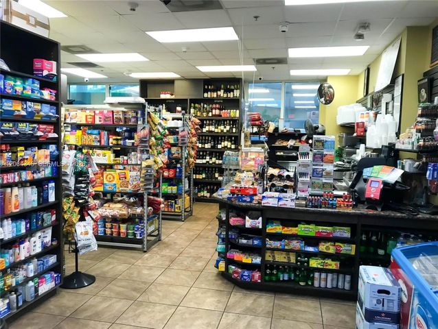 1900 N Bayshore Dr 3617, Miami, FL 33132