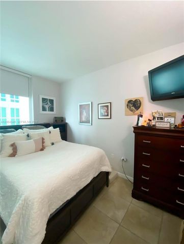 1900 N Bayshore Dr 3617, Miami, FL 33132