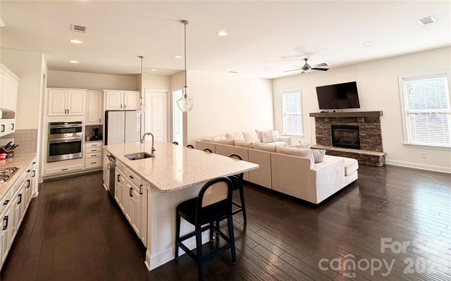 725 Kathy Dianne Drive, Fort Mill, SC 29707