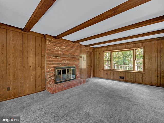 12 TWINING LN, Ewing Twp, NJ 08628