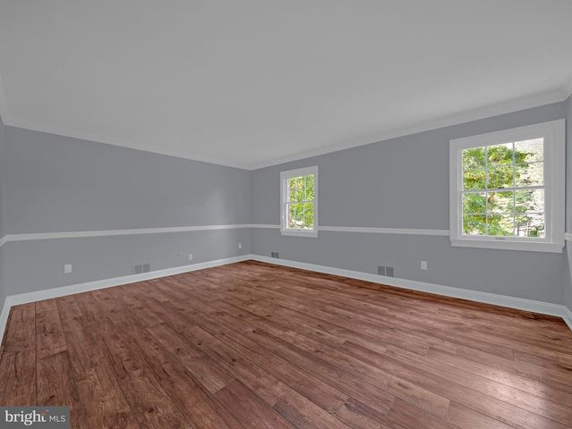12 TWINING LN, Ewing Twp, NJ 08628