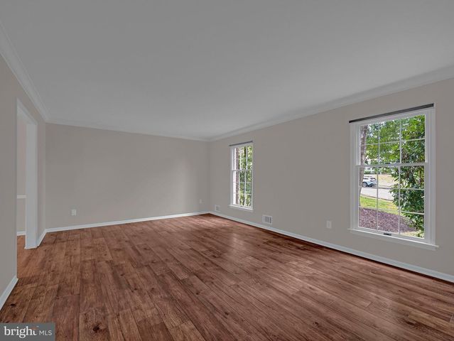 12 TWINING LN, Ewing Twp, NJ 08628