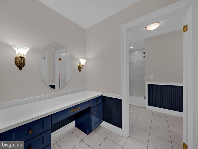 12 TWINING LN, Ewing Twp, NJ 08628