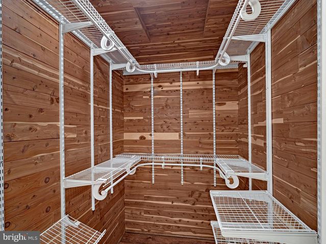 12 TWINING LN, Ewing Twp, NJ 08628