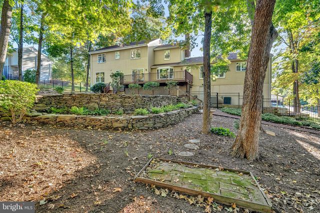 12 TWINING LN, Ewing Twp, NJ 08628