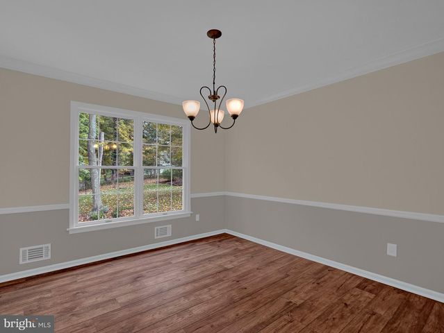 12 TWINING LN, Ewing Twp, NJ 08628