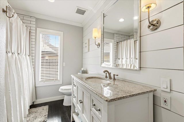 701 S Stuart CV, Leander, TX 78641