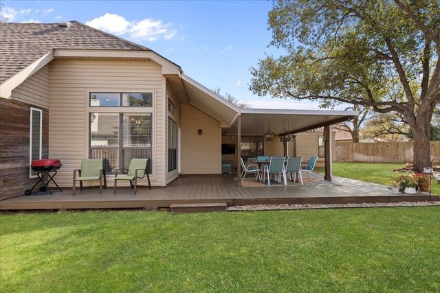 701 S Stuart CV, Leander, TX 78641