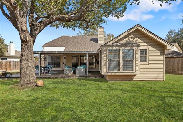 701 S Stuart CV, Leander, TX 78641