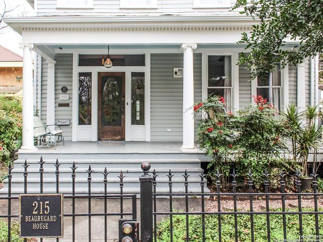 215 Beauregard, San Antonio, TX 78204