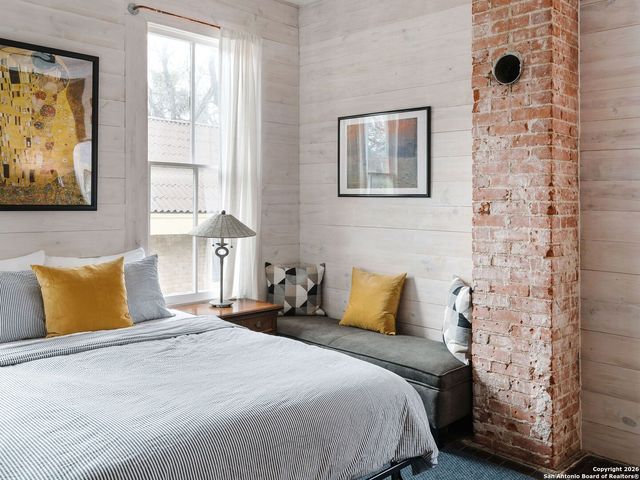 215 Beauregard, San Antonio, TX 78204