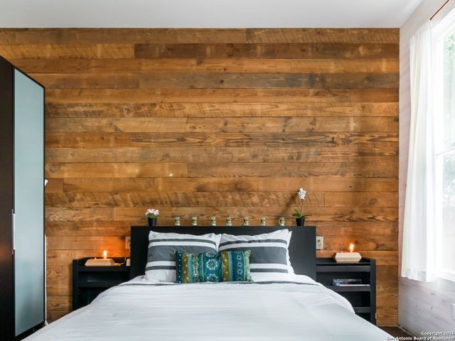 215 Beauregard, San Antonio, TX 78204