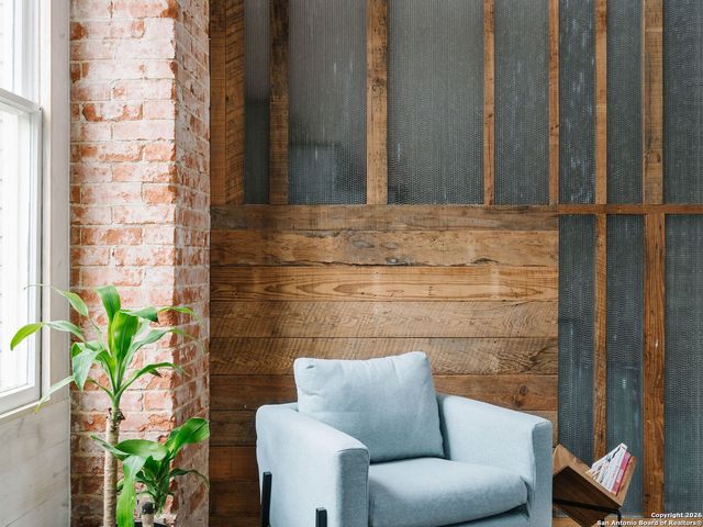 215 Beauregard, San Antonio, TX 78204