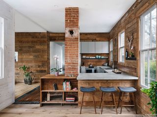 215 Beauregard, San Antonio, TX 78204