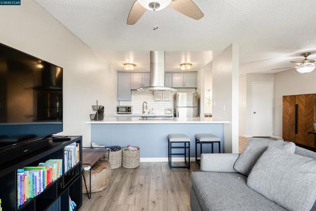 2420 Pleasant Hill Rd 4, Pleasant Hill, CA 94523