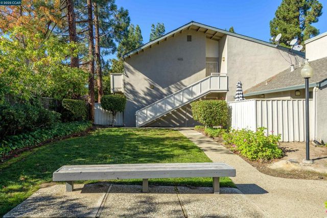 2420 Pleasant Hill Rd 4, Pleasant Hill, CA 94523