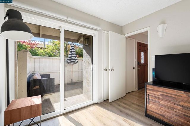 2420 Pleasant Hill Rd 4, Pleasant Hill, CA 94523