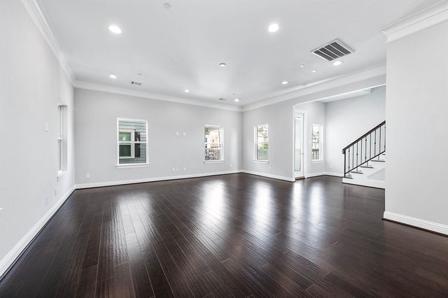 2524 Hutchins Street, Houston, TX 77004