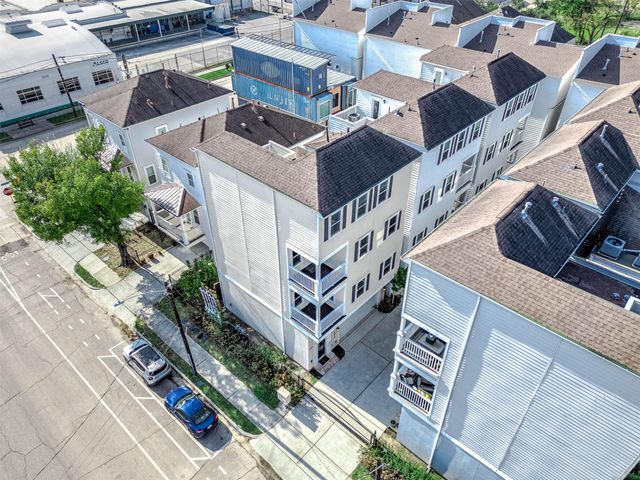 2524 Hutchins Street, Houston, TX 77004