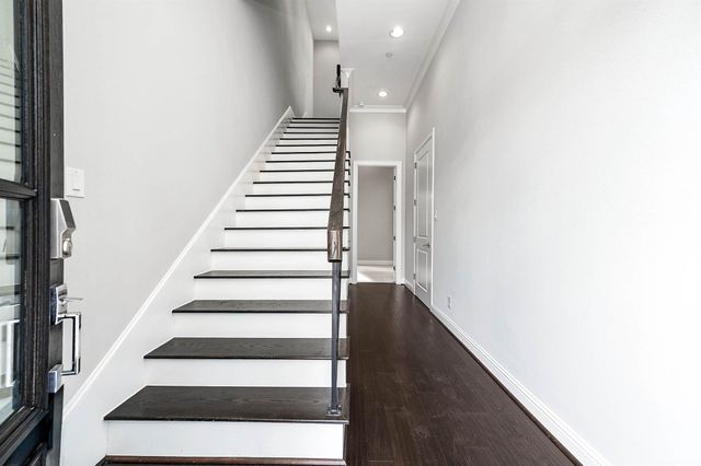 2524 Hutchins Street, Houston, TX 77004