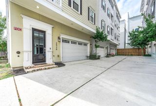 2524 Hutchins Street, Houston, TX 77004