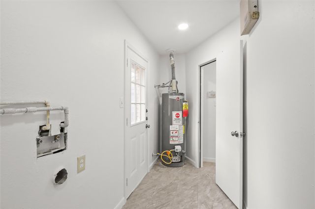 111 Montrose Circle, Conroe, TX 77301